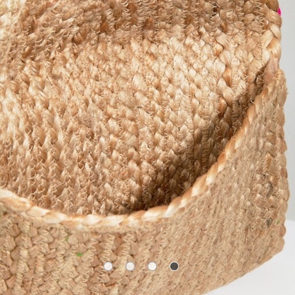 America & Beyond Handmade Pom Pom Beach Clutch Bag - Picture 4 of 8